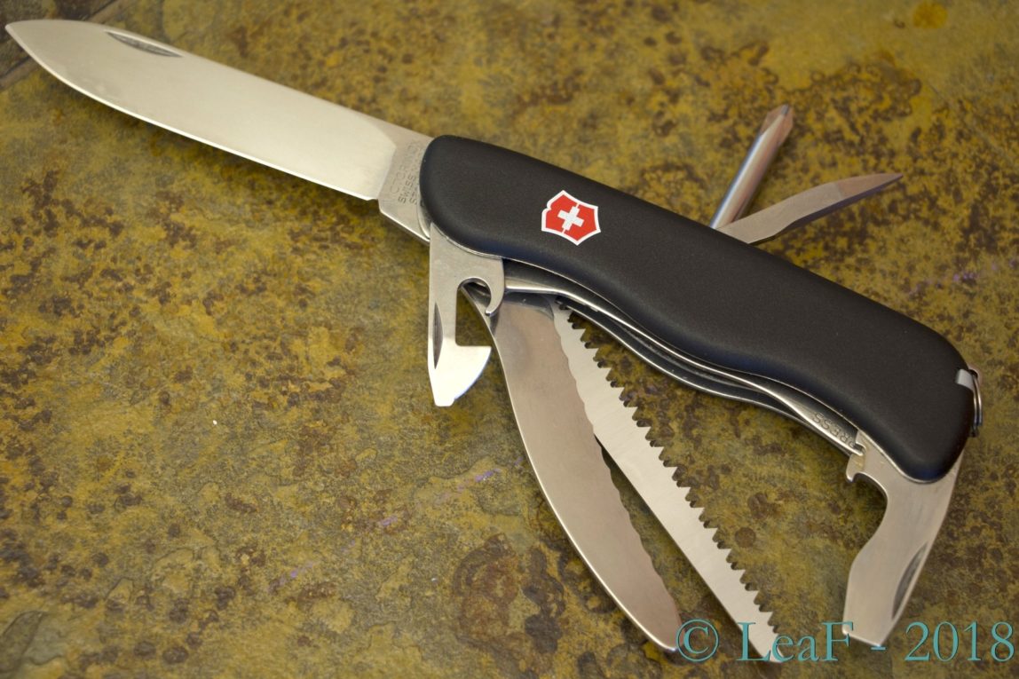 چاقوی چندکاره ویکتورینوکس مدل جامپ مستر 53846